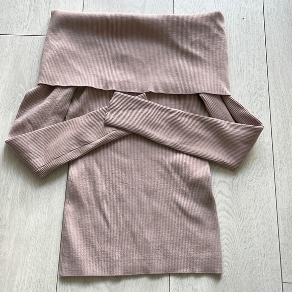 Aritzia Wilfred Croquis Sweater - Picture 2 of 3